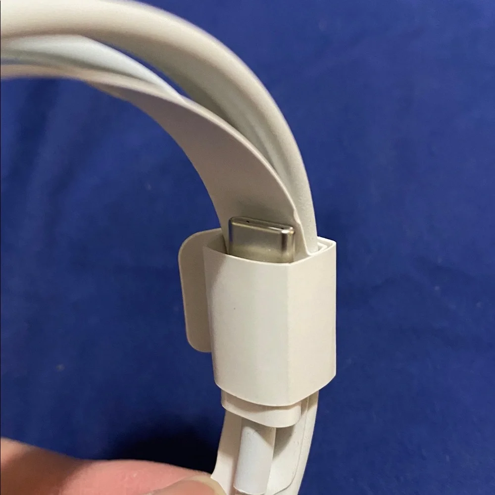 Apple USB-C to Lightning Charging Cable 1m | 1 meter / about 3 feet | for iPhone